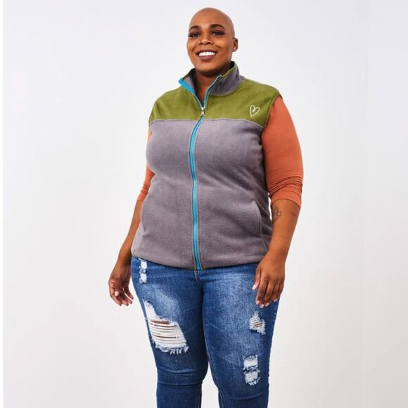 Latched Mama Limited Edition Bee Kind Vest Fleece Embroidered Green Gray - Picture 1 of 11
